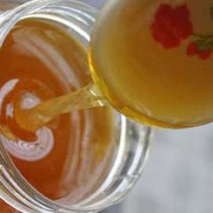 冲蜂蜜水用热水还是温水？