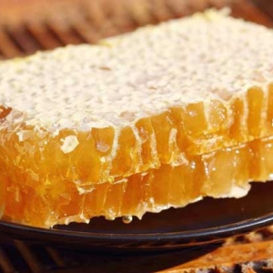 蜂巢蜜真的那么有营养吗？