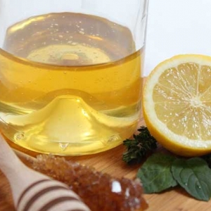 怎么喝蜂蜜水减肥最有效？