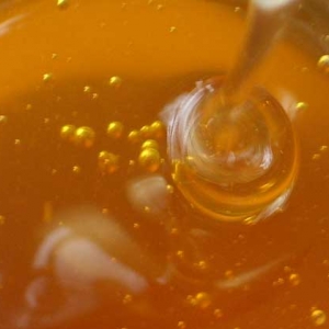 为什么说蜂蜜是液体黄金？喝蜂蜜水有什么好处？
