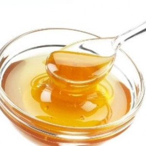 蜂蜜美容护肤小常识  女人冬季必备养生品：蜂蜜
