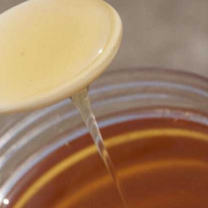 五味子蜂蜜的功效与作用及食用方法