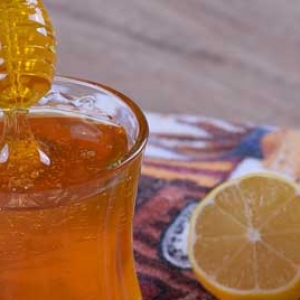 坚持喝一个月蜂蜜水有什么好处？