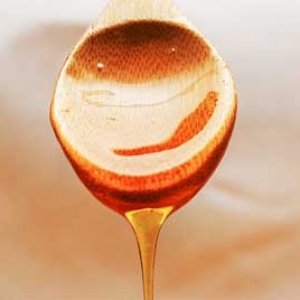 鸡蛋清蜂蜜面膜有什么功效？